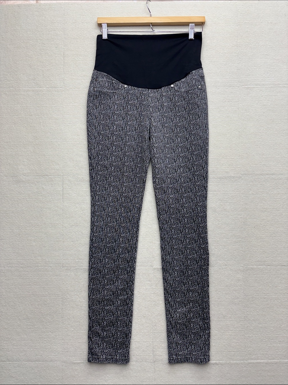 Liverpool | 4/27 4 27 sienna Black Maternity pants pull on legging leggings